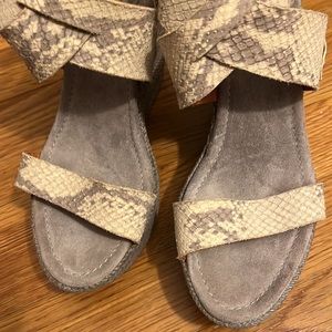 Kooba Espadrille Sandals Size 6.5 Made in Italy